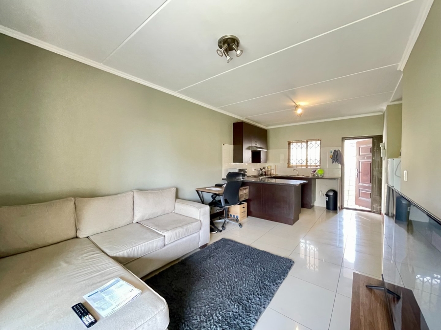 To Let 1 Bedroom Property for Rent in Carlswald Gauteng