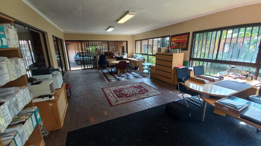  Bedroom Property for Sale in Groblerpark Gauteng