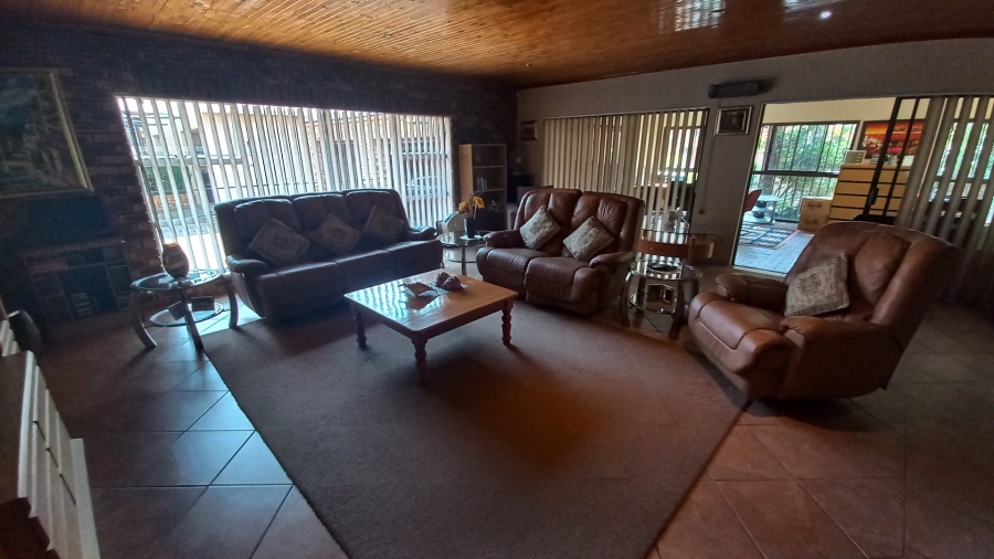  Bedroom Property for Sale in Groblerpark Gauteng