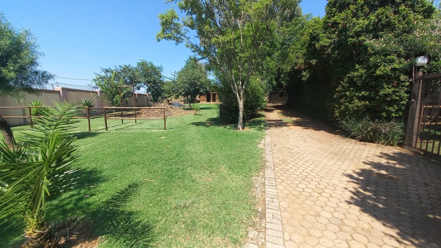  Bedroom Property for Sale in Groblerpark Gauteng