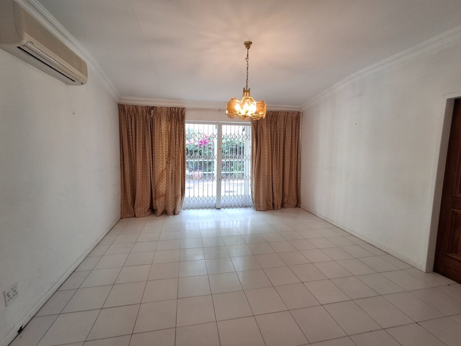 To Let 5 Bedroom Property for Rent in Hyde Park Gauteng