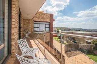 6 Bedroom Property for Sale in Roodekrans Gauteng