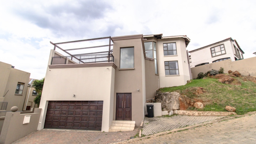 3 Bedroom Property for Sale in Bassonia Rock Gauteng