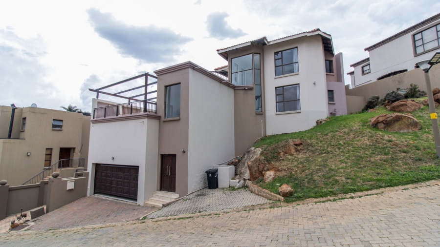 3 Bedroom Property for Sale in Bassonia Rock Gauteng