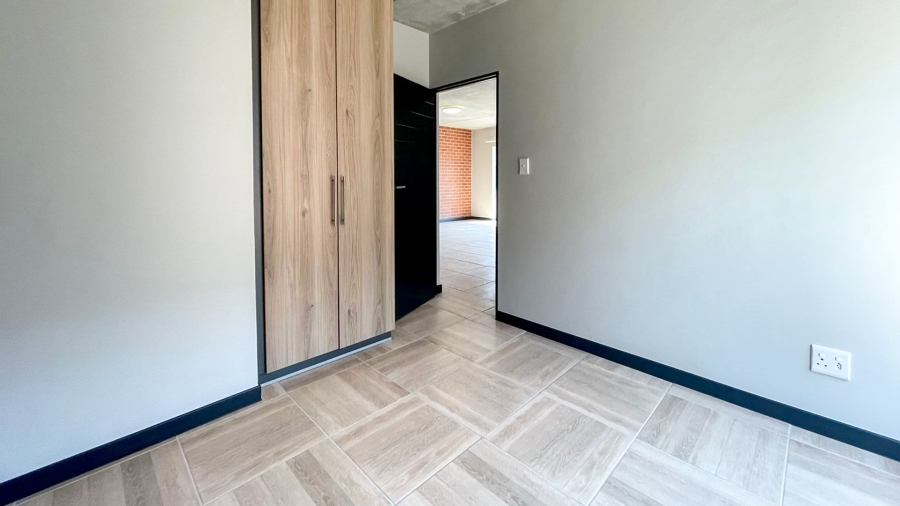 To Let 2 Bedroom Property for Rent in The Precinct Gauteng