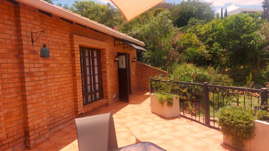 4 Bedroom Property for Sale in Faerie Glen Gauteng