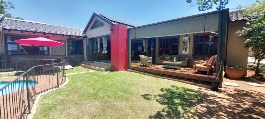 3 Bedroom Property for Sale in Glenanda Gauteng