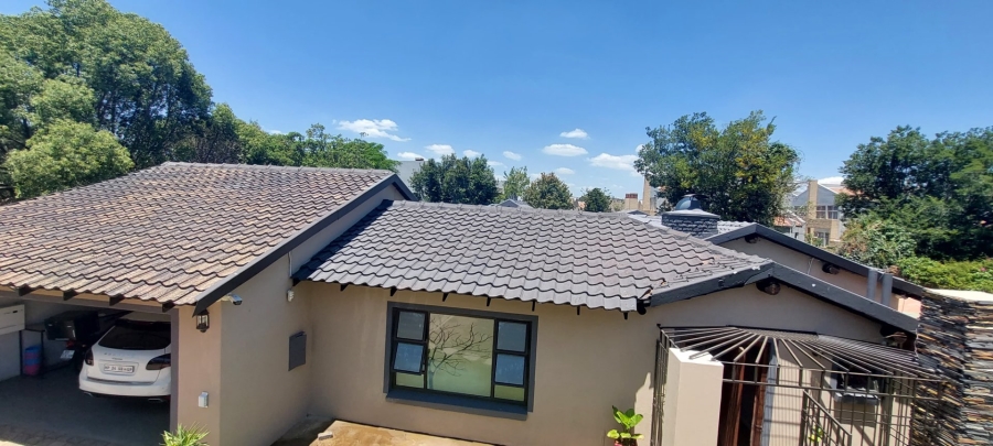 3 Bedroom Property for Sale in Glenanda Gauteng