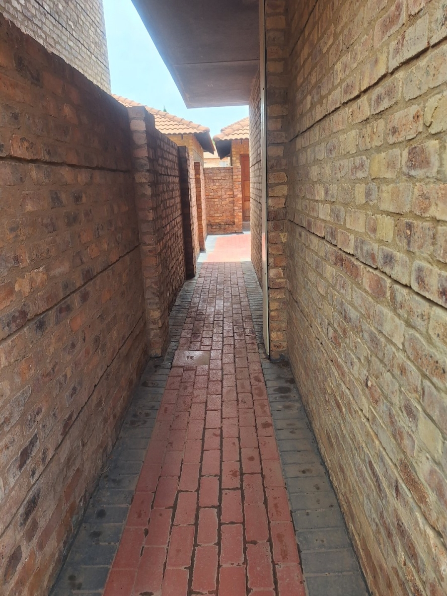 3 Bedroom Property for Sale in Theresa Park Gauteng