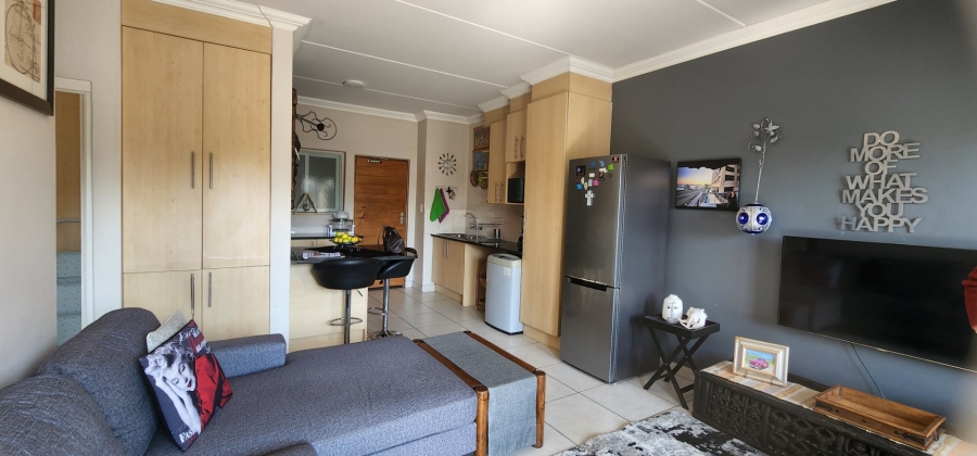 2 Bedroom Property for Sale in Pretoria North Gauteng