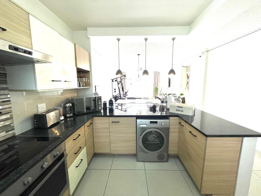 2 Bedroom Property for Sale in Bedford Gardens Gauteng