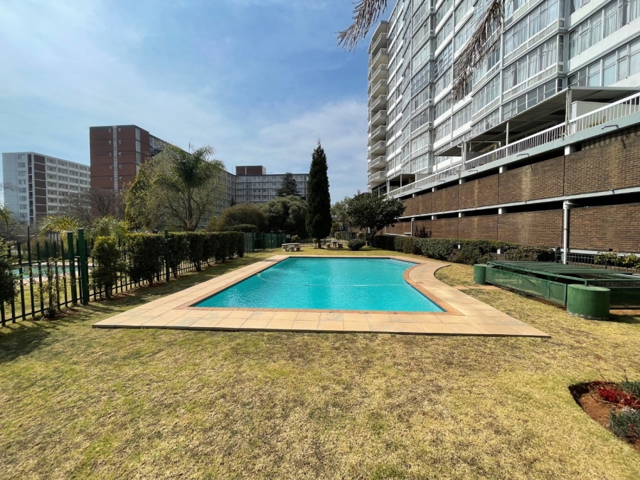 2 Bedroom Property for Sale in Bedford Gardens Gauteng