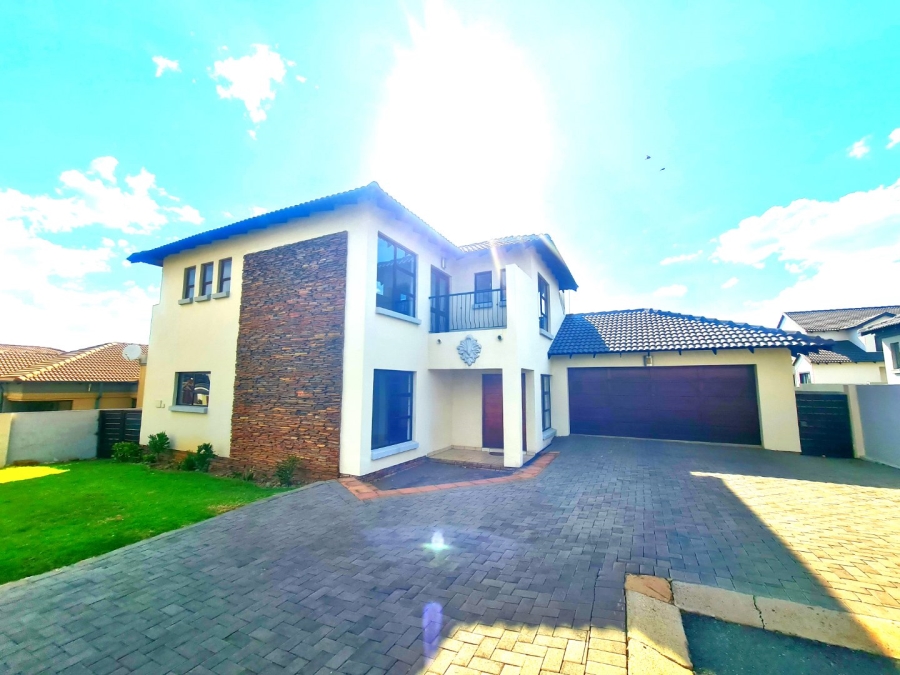 4 Bedroom Property for Sale in Amberfield Valley Gauteng