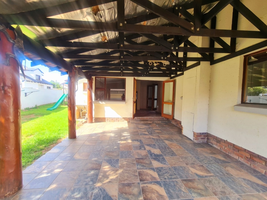 4 Bedroom Property for Sale in Amberfield Valley Gauteng