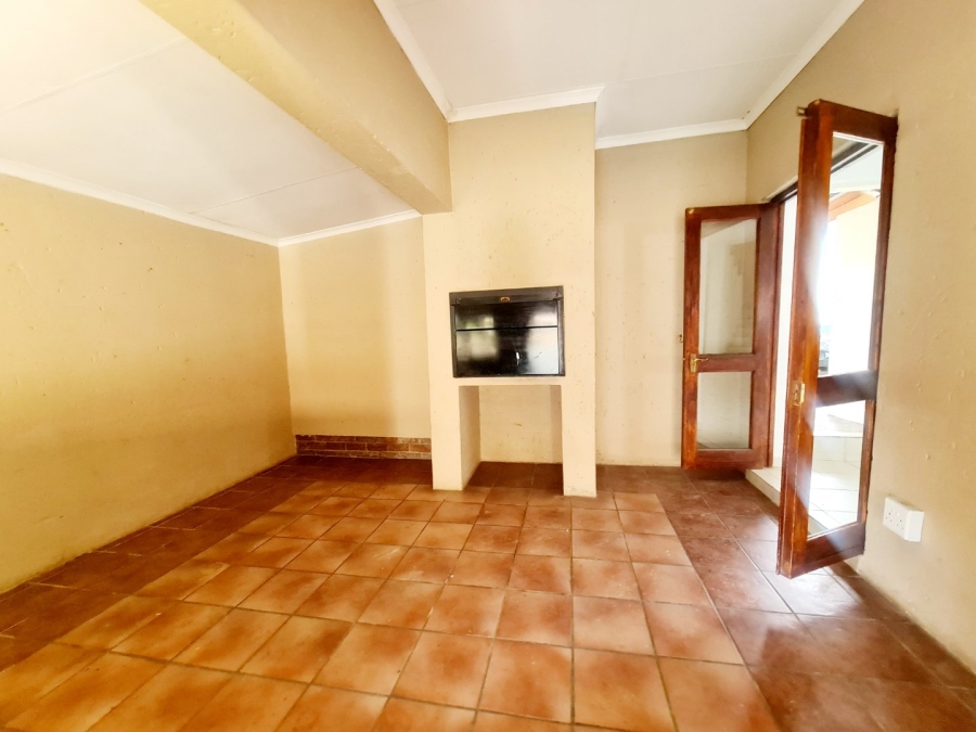 4 Bedroom Property for Sale in Amberfield Valley Gauteng