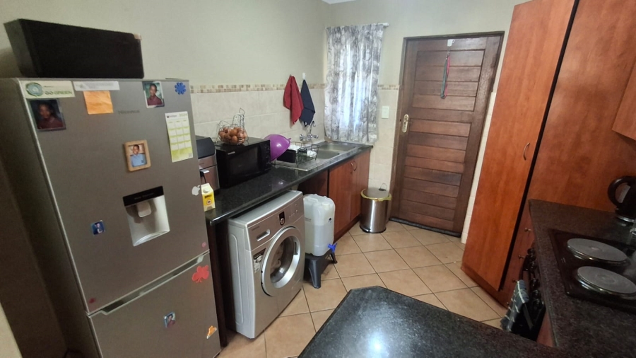 2 Bedroom Property for Sale in Montana Gauteng