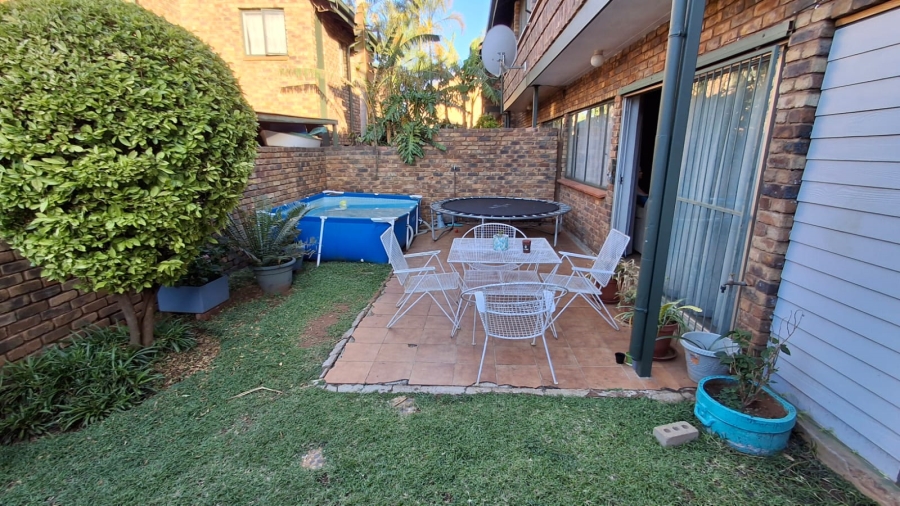 3 Bedroom Property for Sale in Magalieskruin Gauteng