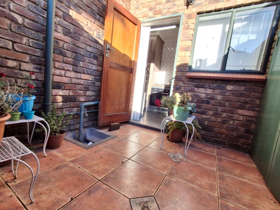 3 Bedroom Property for Sale in Magalieskruin Gauteng