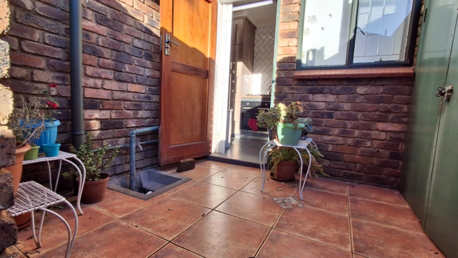 3 Bedroom Property for Sale in Magalieskruin Gauteng