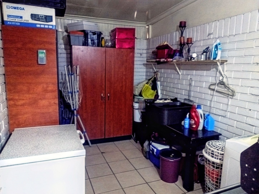 3 Bedroom Property for Sale in Parktown Estate Gauteng