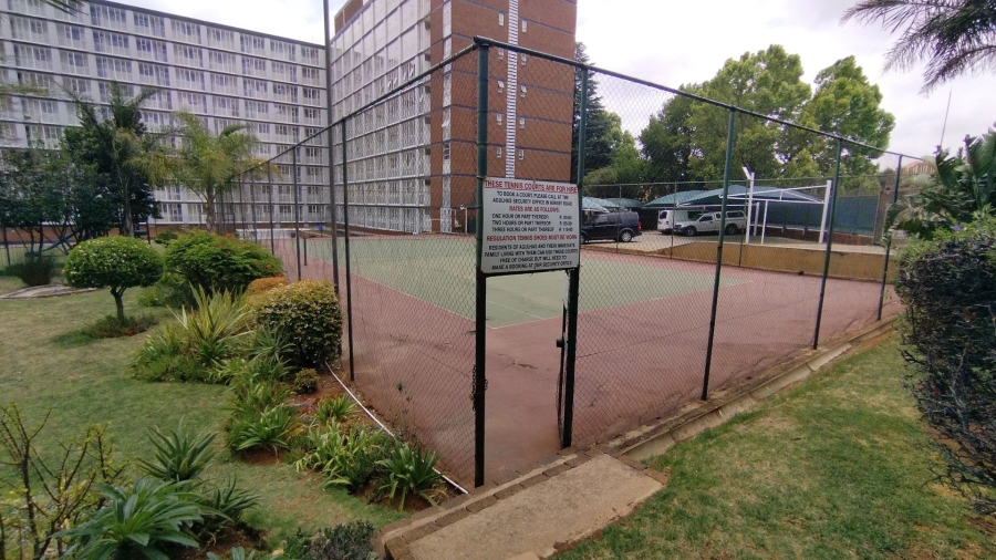 2 Bedroom Property for Sale in Bedford Gardens Gauteng