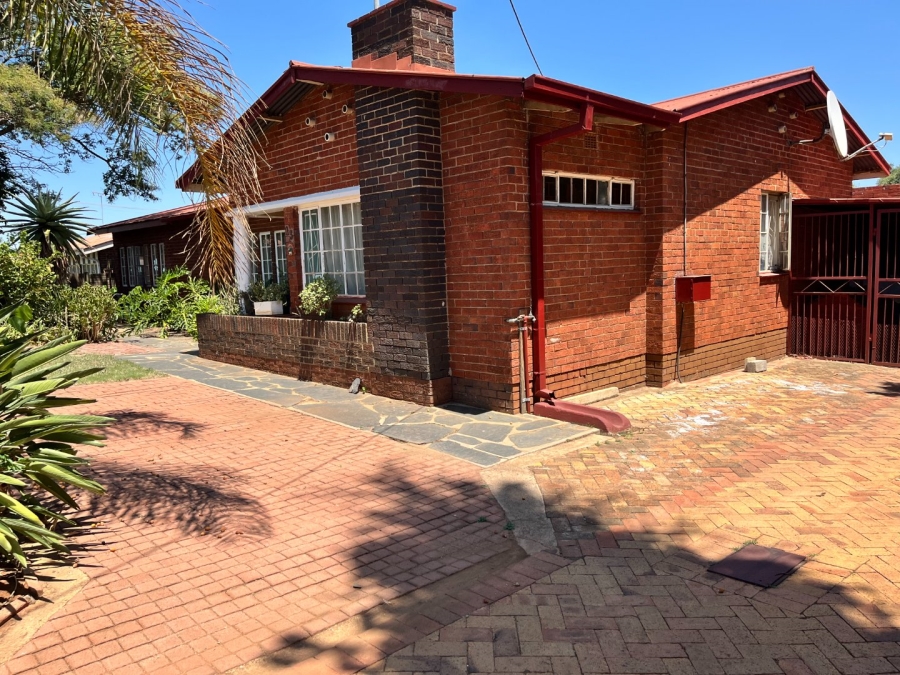 3 Bedroom Property for Sale in West Park Gauteng