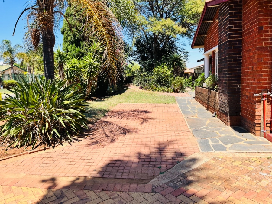 3 Bedroom Property for Sale in West Park Gauteng