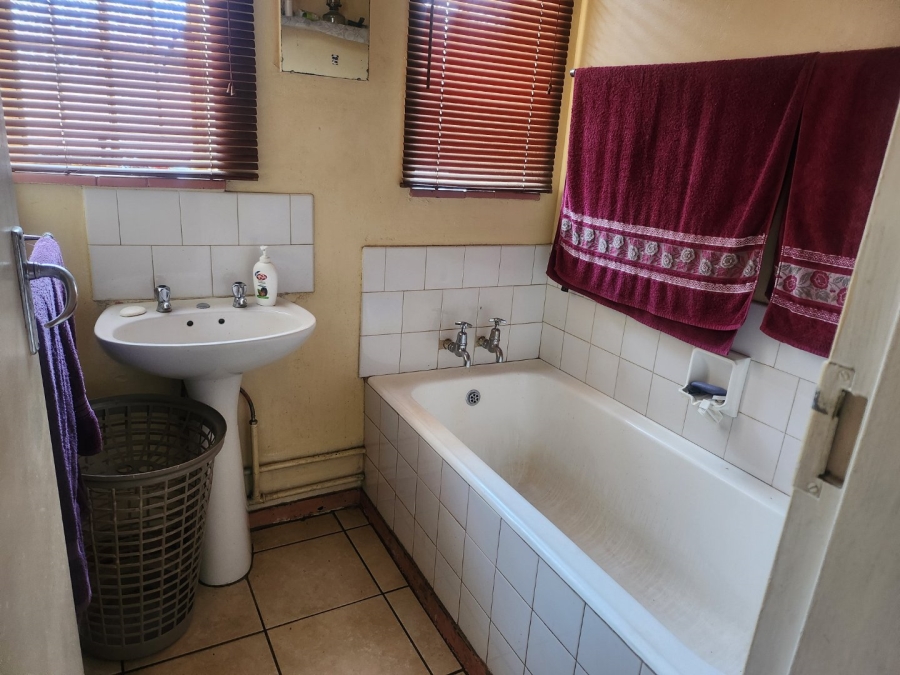 3 Bedroom Property for Sale in West Park Gauteng