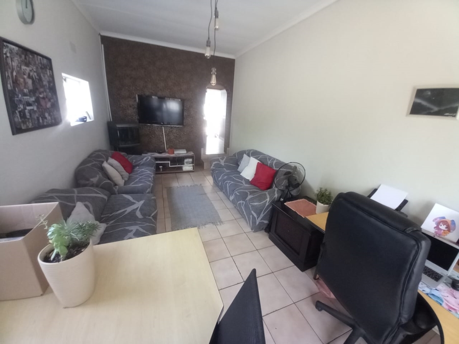 To Let 4 Bedroom Property for Rent in Witkoppie Ridge Gauteng