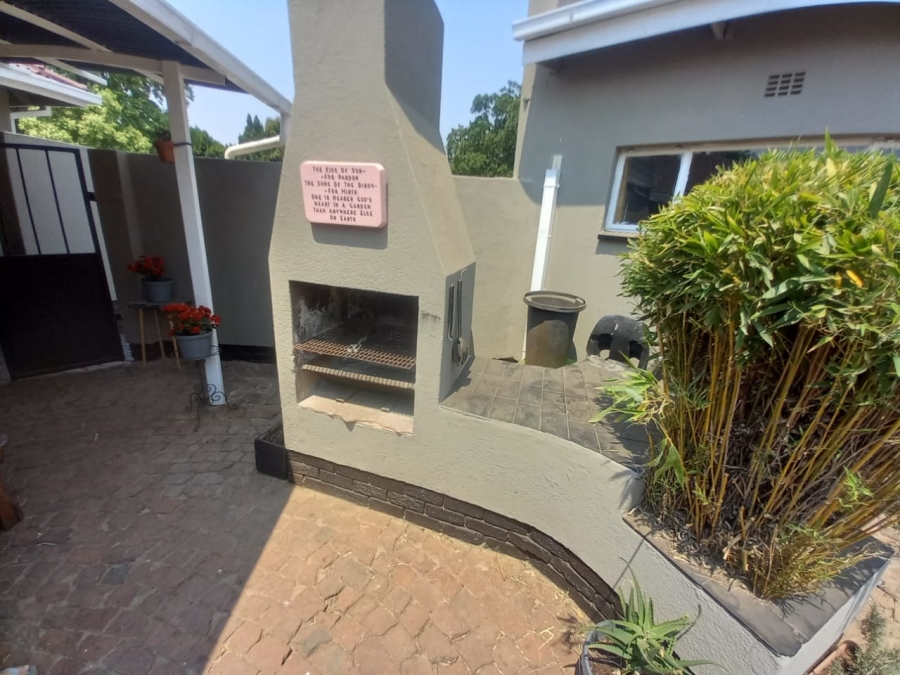 To Let 4 Bedroom Property for Rent in Witkoppie Ridge Gauteng