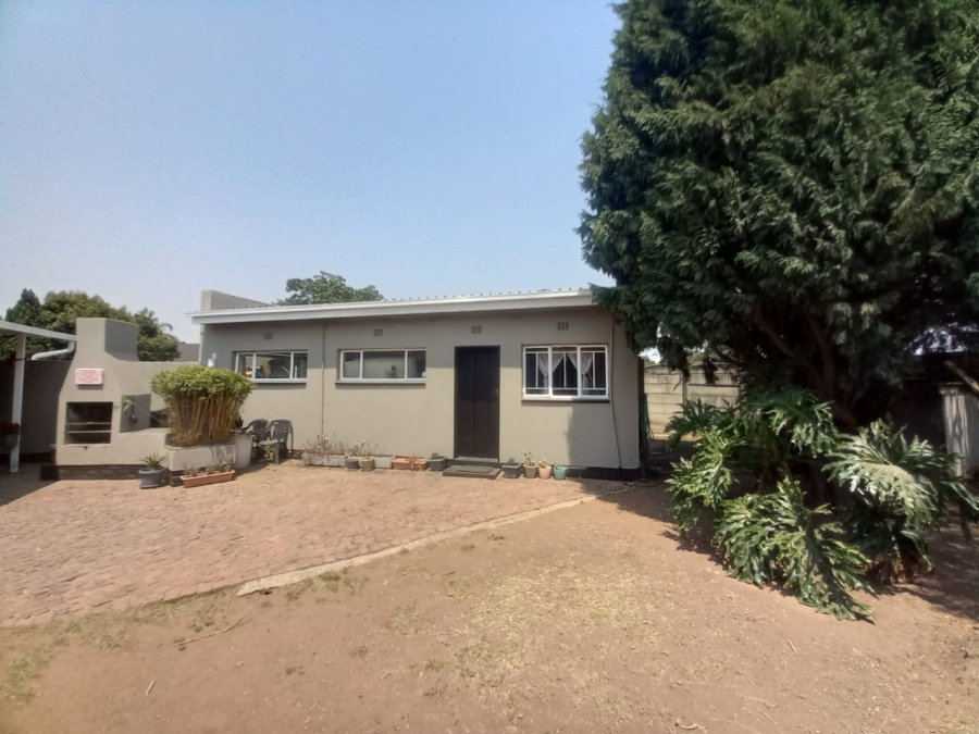 To Let 4 Bedroom Property for Rent in Witkoppie Ridge Gauteng