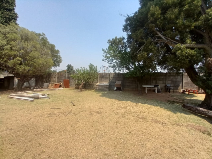 To Let 4 Bedroom Property for Rent in Witkoppie Ridge Gauteng