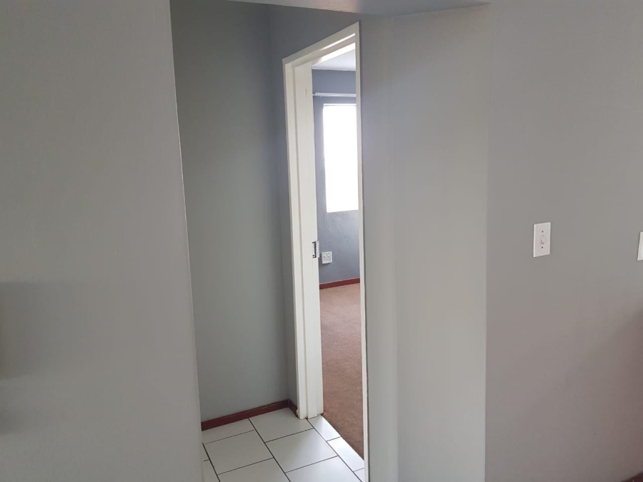 2 Bedroom Property for Sale in Ridgeway Gauteng