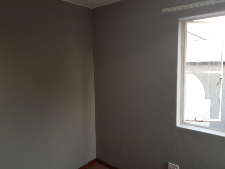 2 Bedroom Property for Sale in Ridgeway Gauteng