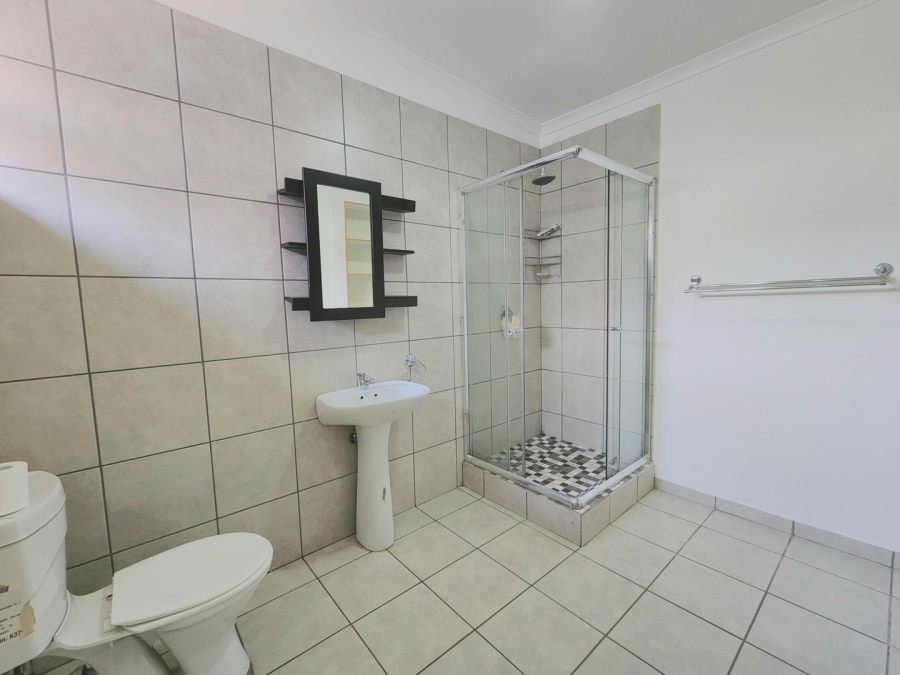 To Let 1 Bedroom Property for Rent in Edenvale Central Gauteng