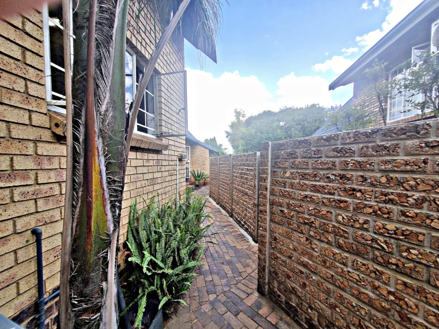 To Let 3 Bedroom Property for Rent in Van Riebeeck Park Gauteng