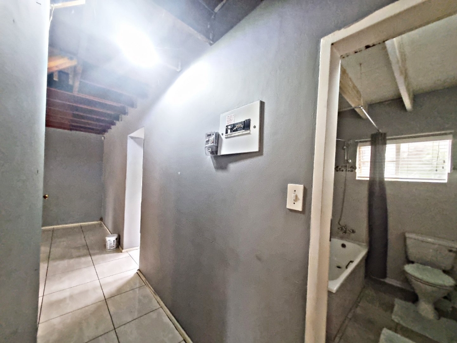 To Let 3 Bedroom Property for Rent in Van Riebeeck Park Gauteng