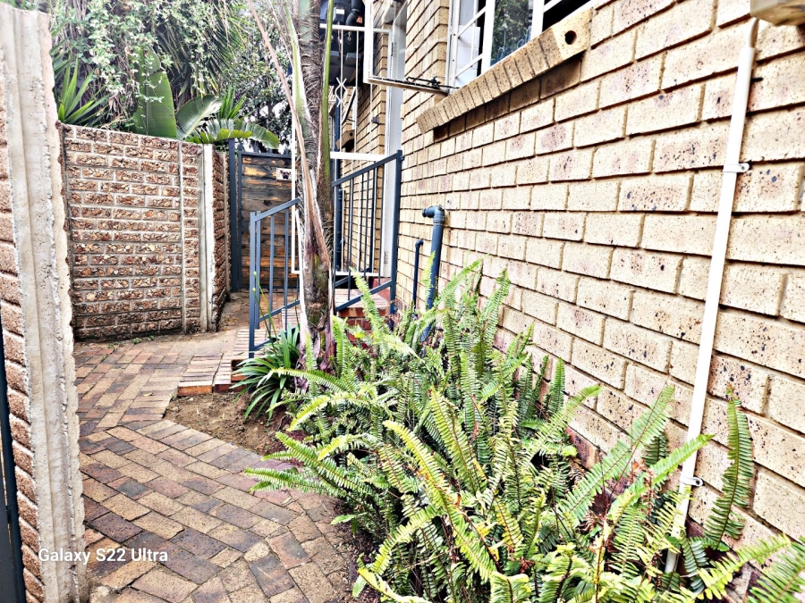 To Let 3 Bedroom Property for Rent in Van Riebeeck Park Gauteng