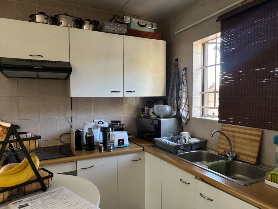 2 Bedroom Property for Sale in Sonneglans Gauteng