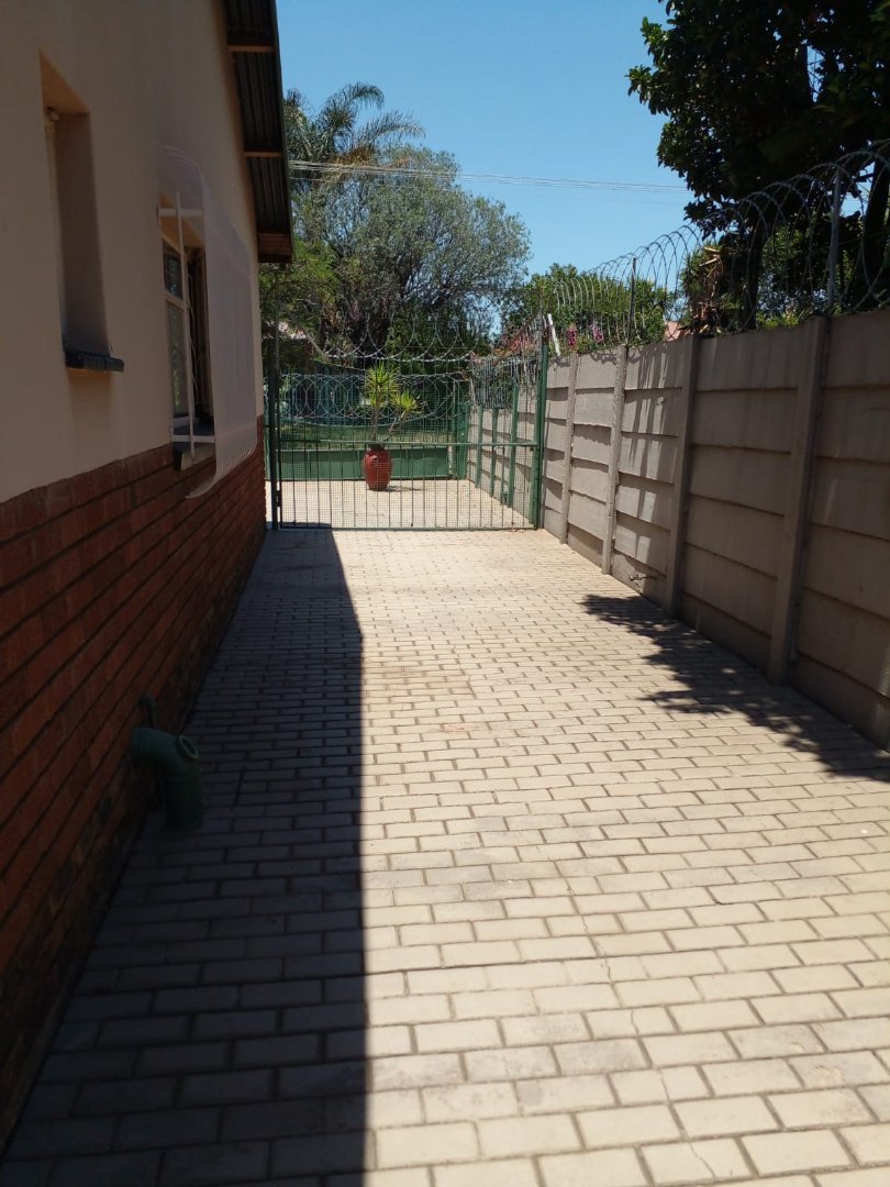 4 Bedroom Property for Sale in Daspoort Gauteng