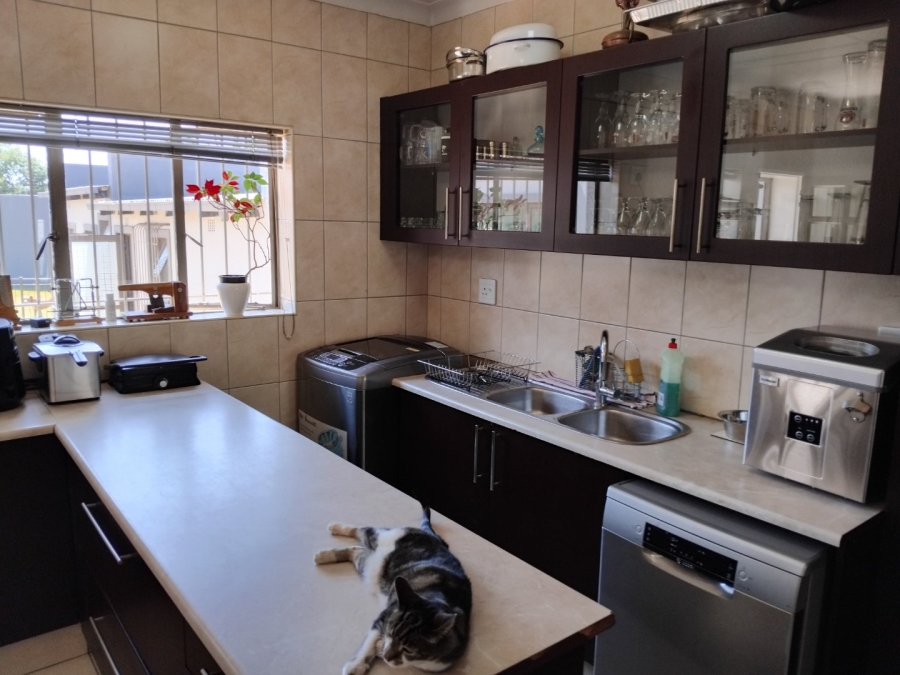 3 Bedroom Property for Sale in Homestead Gauteng