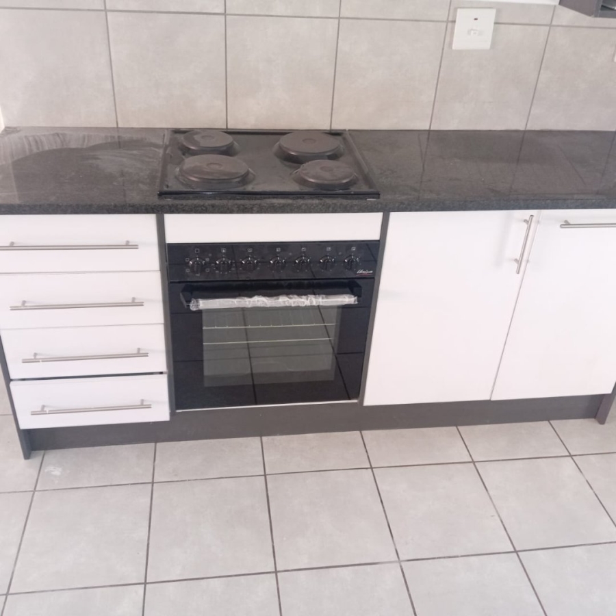 2 Bedroom Property for Sale in Benoni AH Gauteng