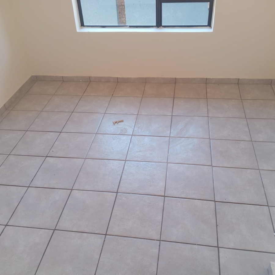 2 Bedroom Property for Sale in Benoni AH Gauteng