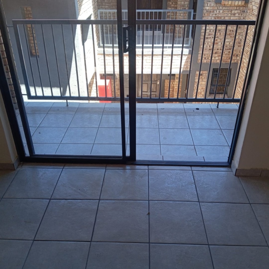 2 Bedroom Property for Sale in Benoni AH Gauteng