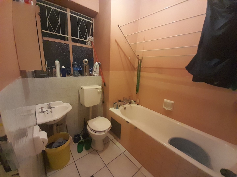 1 Bedroom Property for Sale in Sunnyside Gauteng