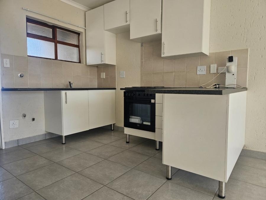 2 Bedroom Property for Sale in Eveleigh Gauteng