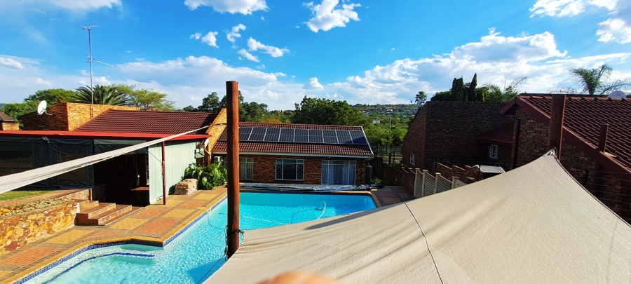 3 Bedroom Property for Sale in Moreleta Park Gauteng