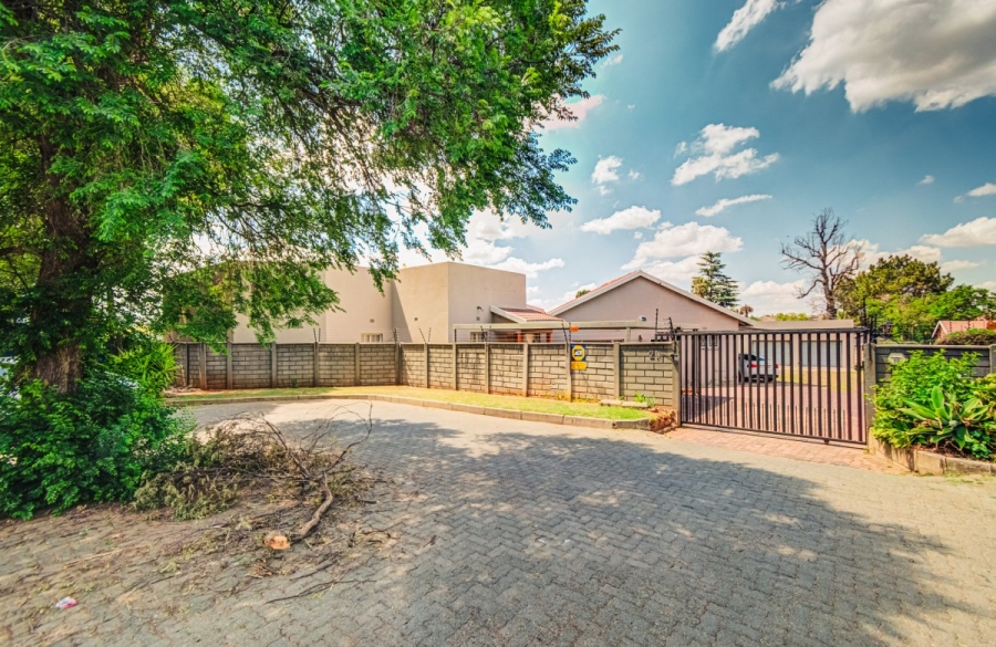 5 Bedroom Property for Sale in Eastleigh Gauteng