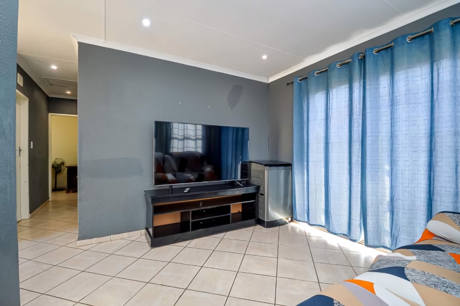 3 Bedroom Property for Sale in Andeon Gauteng