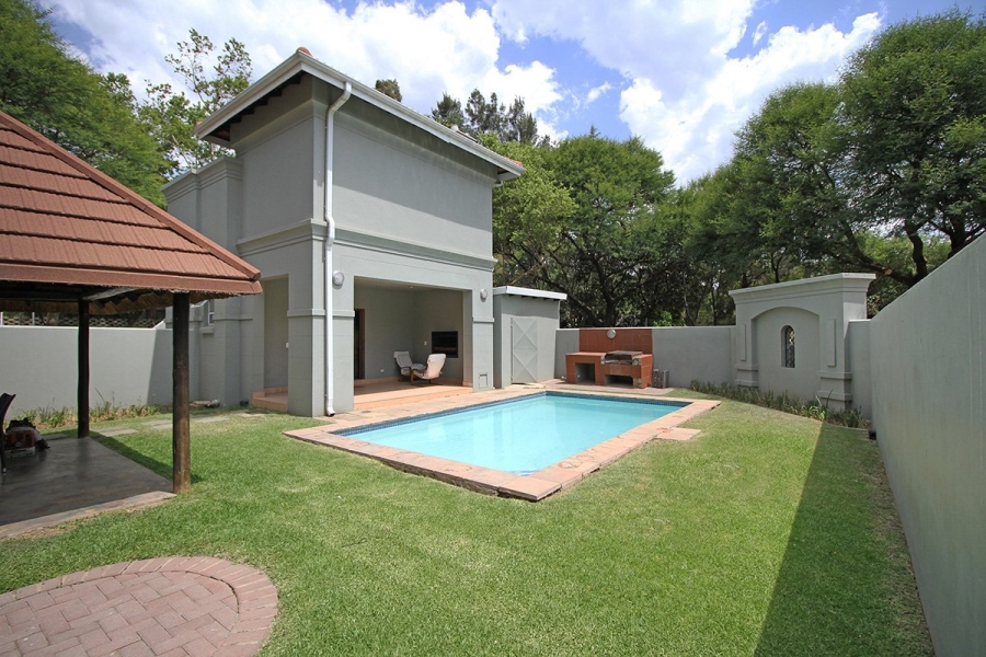 2 Bedroom Property for Sale in Bryanston Gauteng